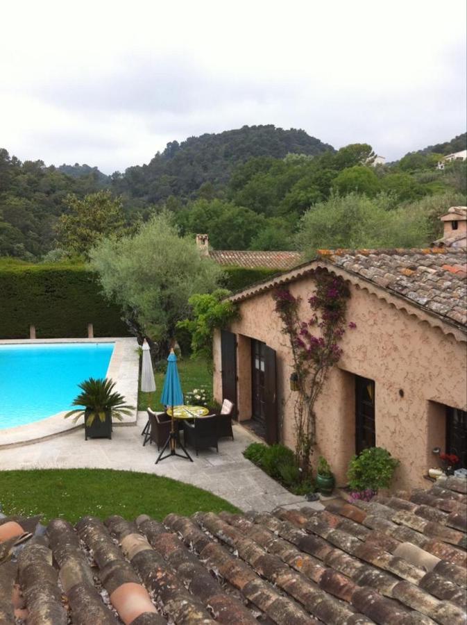 Abeille Bed & Breakfast Vence Bagian luar foto