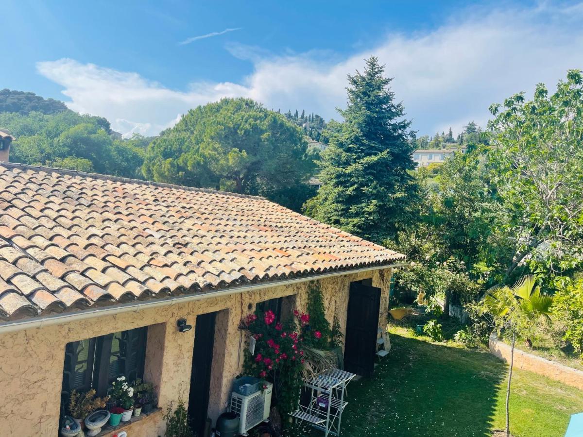 Abeille Bed & Breakfast Vence Bagian luar foto
