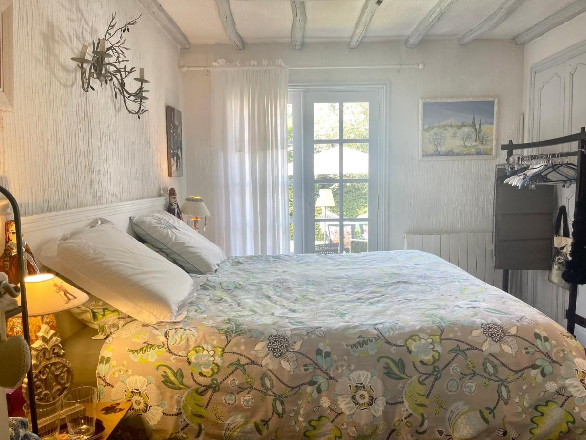 Abeille Bed & Breakfast Vence Bagian luar foto
