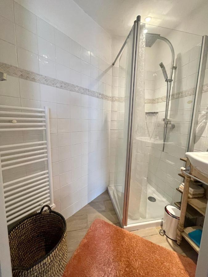 Abeille Bed & Breakfast Vence Bagian luar foto