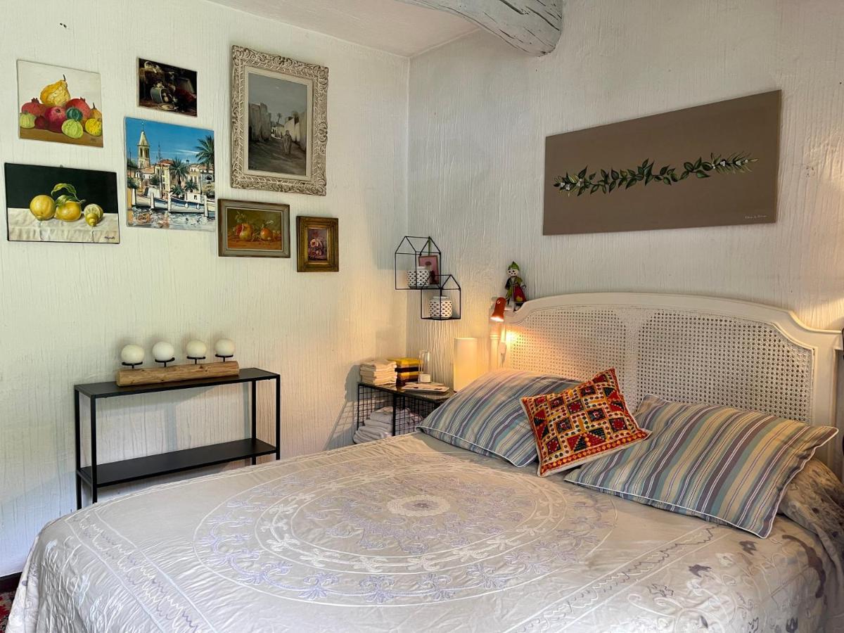 Abeille Bed & Breakfast Vence Bagian luar foto