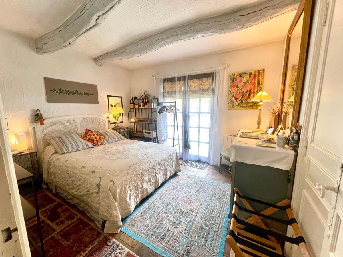 Abeille Bed & Breakfast Vence Bagian luar foto